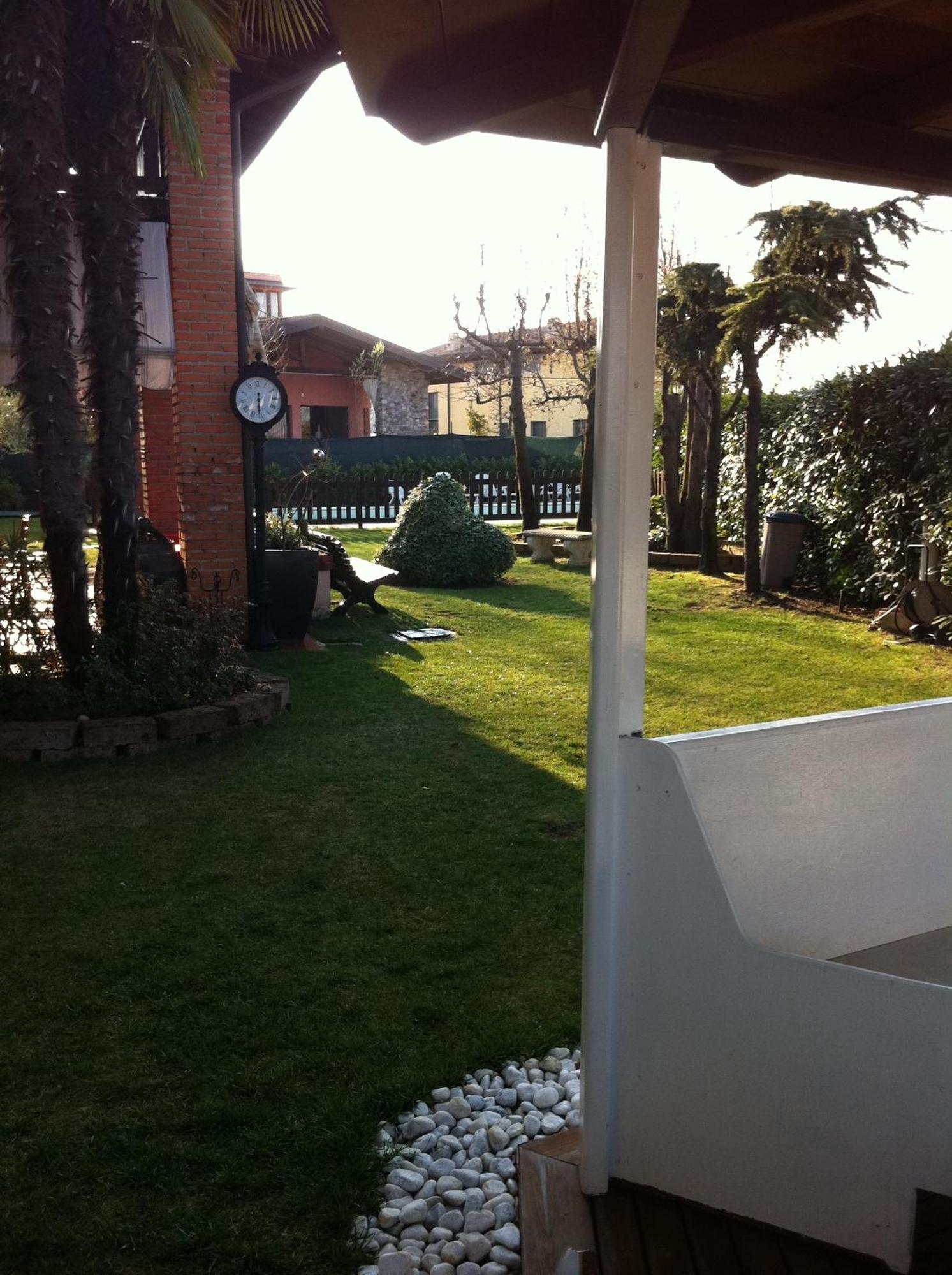 Manuela Le Quattro Coppe Hotel Desenzano del Garda Exterior photo